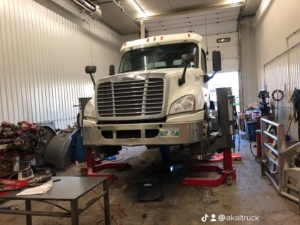 Comprehensive Trailer Repair Services at Akal Truck and Trailer Centre Inc